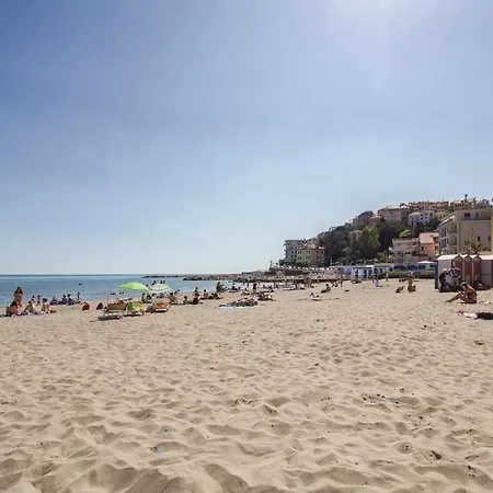 Camilla Tatil Evi Artallo